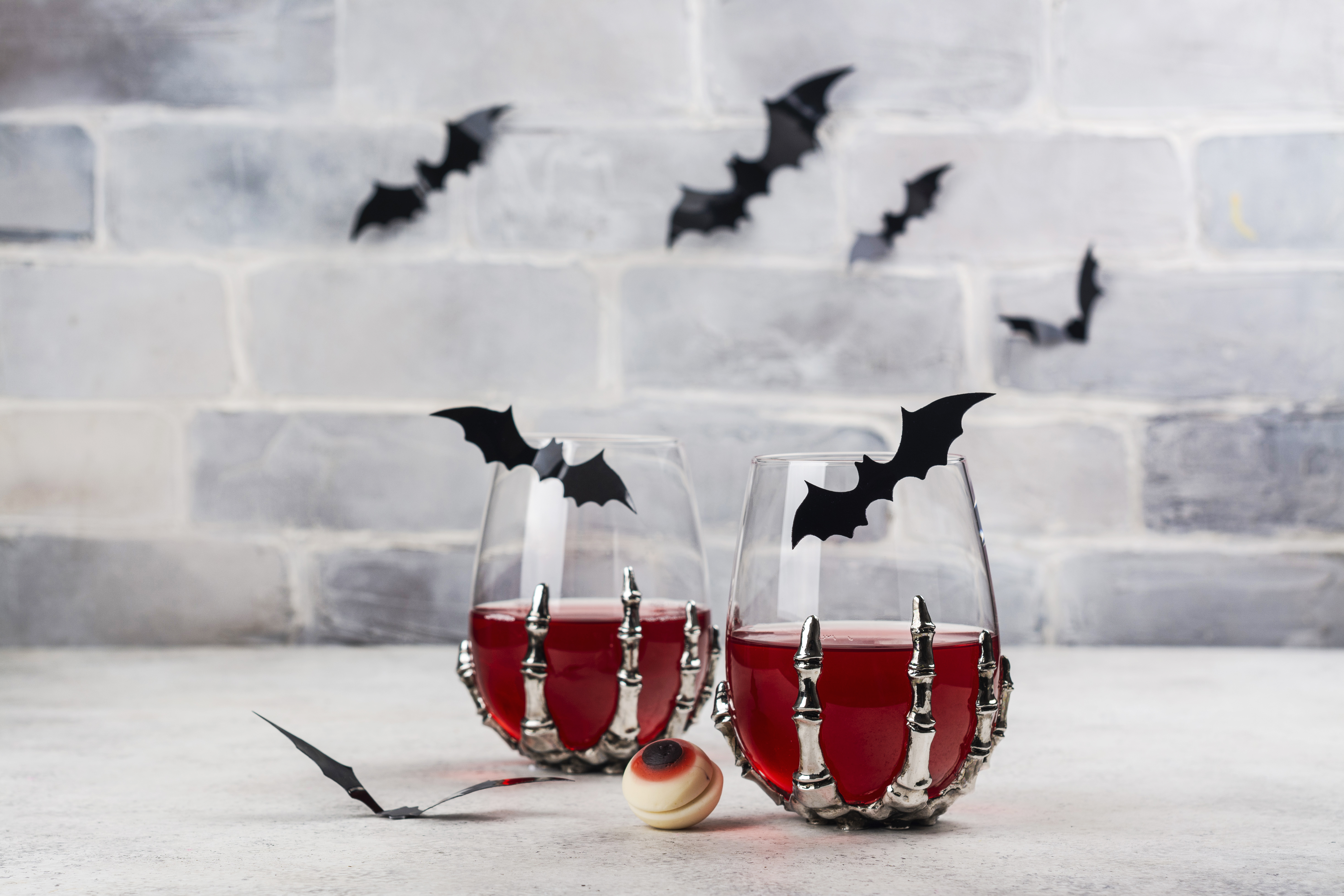 How to Make Red Water for Halloween | ehow, image size:5863x3909