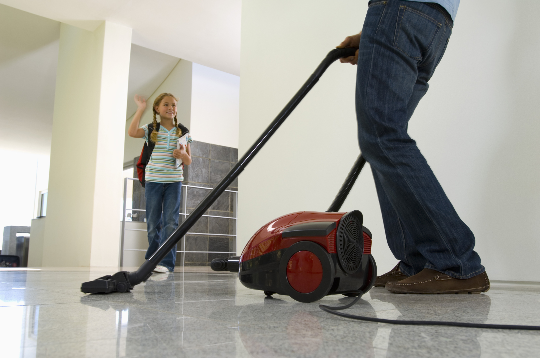 What are the Advantages And Disadvantages of Vacuum Cleaner Explained