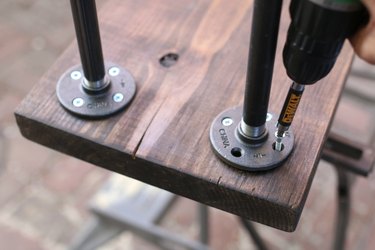 Attaching the base to the seat
