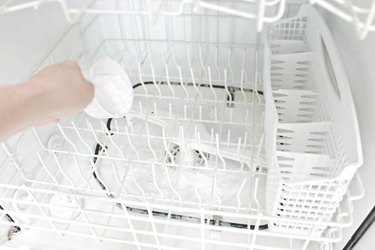 How to Clean Inside of a Dishwasher