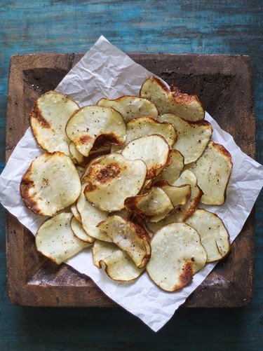 How to Make Healthy Potato Chips