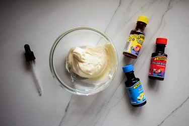 Set out the ingredients and the base that you wish to color.