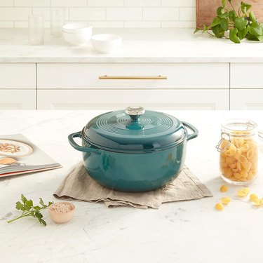 Lodge dutch oven