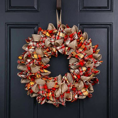 Glizhome 18.5-Inch Fall Plaid Fabric Wreath