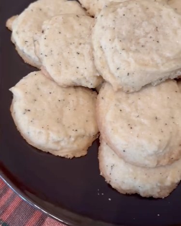 Chai sugar cookies on a plate