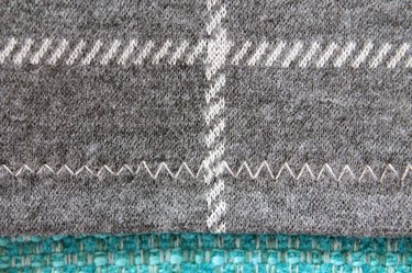 Different zig zag stitch lengths.