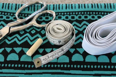 sewing supplies for a pencil skirt