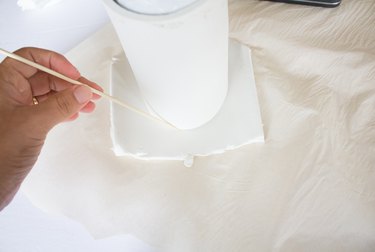 Measure Bottom of Vase