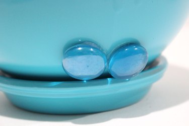 Adding the first row of glass beads