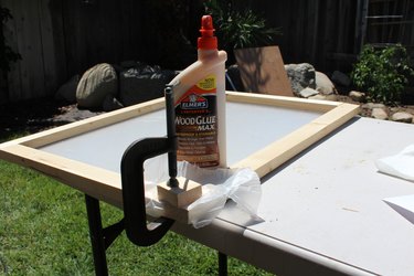 Clamped plastic top.