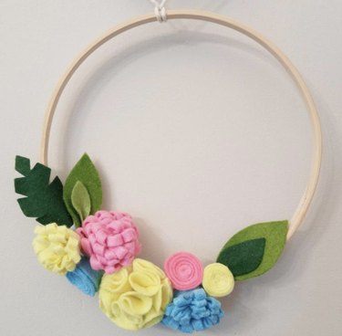 Spring Wreath Image
