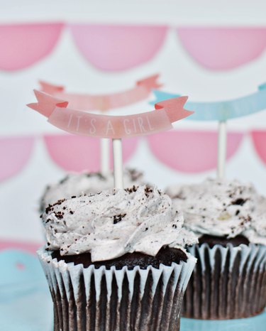 Make These Super Cute Shrinky Dink Cake Toppers