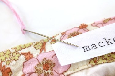 thread needle