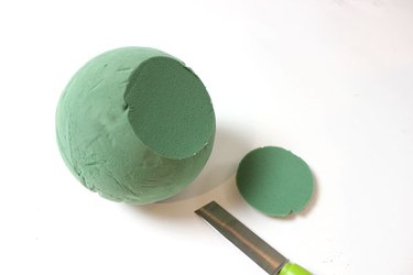 Slice your foam for a stable Halloween gourd