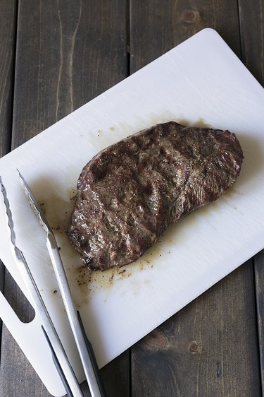 How to Grill Absolutely Perfect Steaks Using Your Gas Barbeque | eHow