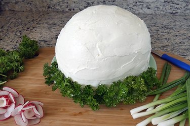 trim with parsley