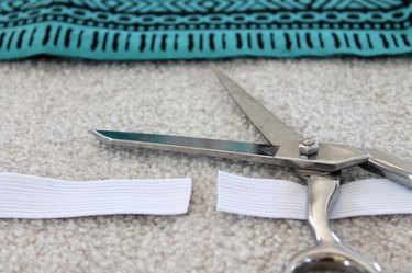 Measure and cut the elastic.