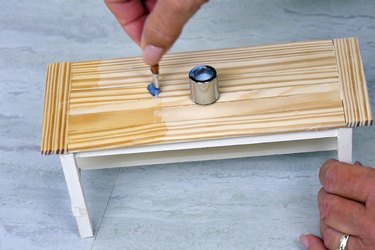 finish table top