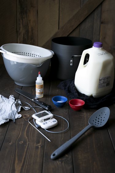 How to Make Mozzarella Cheese at Home | eHow