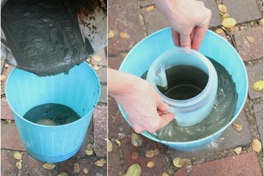 How to make plastic container molds