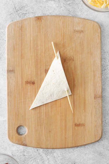 Pizza sail for bread boat