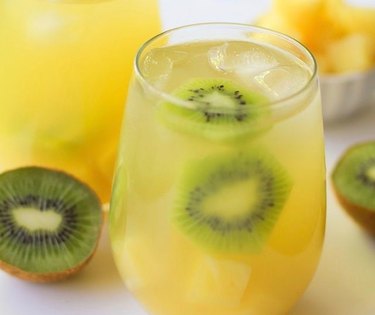 pineapple kiwi white sangria cocktail in glass