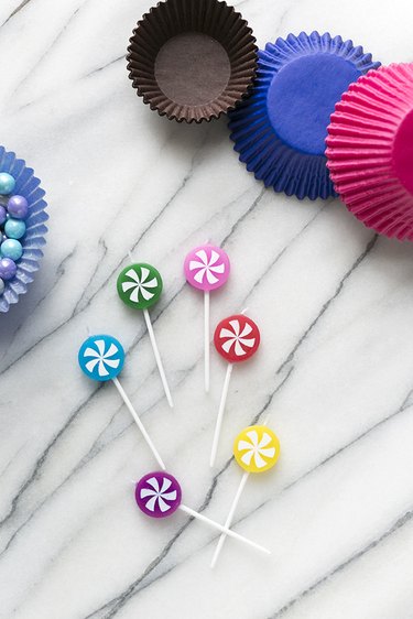 Set Up a Cupcake Bar With These Sweet Ideas | eHow