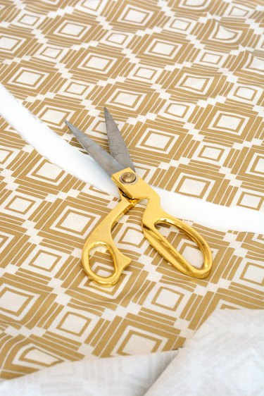 Cut to large circles.