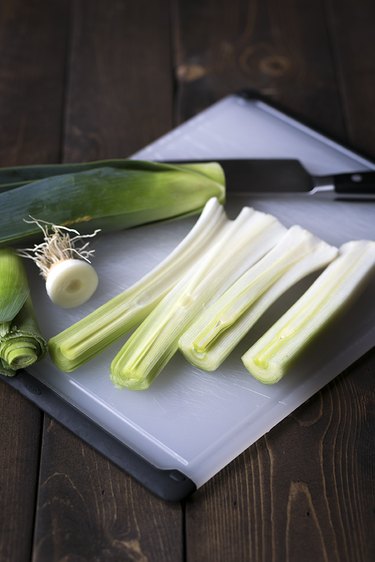 How to Caramelize Leeks | eHow