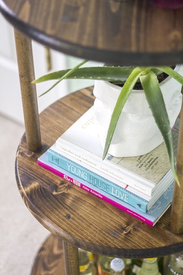 Make your own wooden rolling stand.