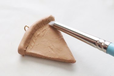 Making clay crust for pizza slice BFF necklaces