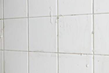 easy way to clean grout with vinegar tutorial