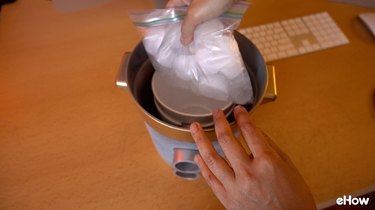 Assembling DIY Mini USB Desktop Air Conditioner
