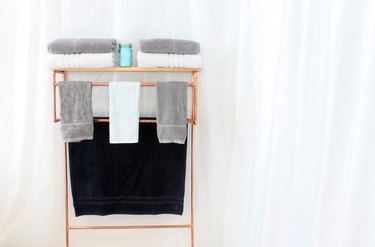Copper pipe towel rack