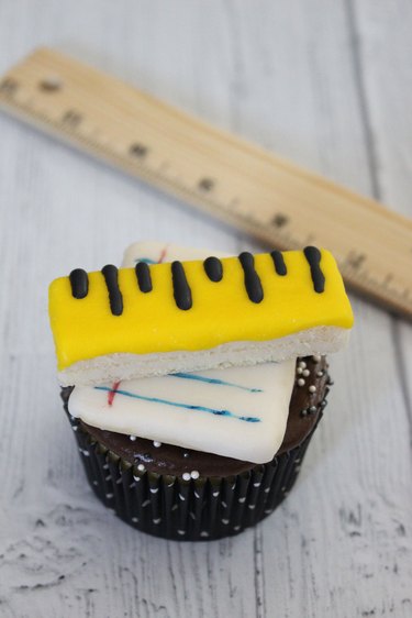 ruler cupcake