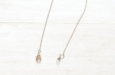How to Wire Wrap a Quartz Crystal Point