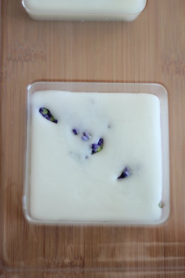 Fill rest of mold with wax