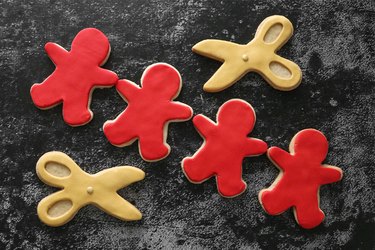 DIY Us-themed cookies