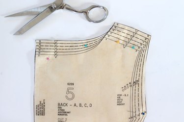 Cut out the pattern from the muslin fabric.