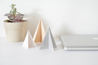 DIY Mini Wooden Christmas Tree