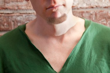How to Put Together a Shaggy Costume for Halloween
