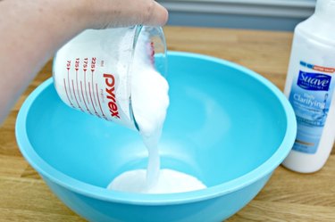 Add conditioner to bowl