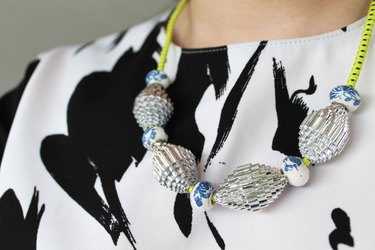 Paper beads