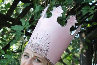 finished sparkly crown