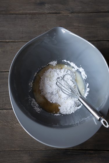 How to Make the Best Sugar Cookie Icing | eHow