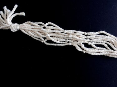 Knotted planter