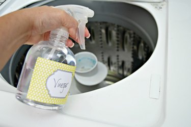 how to clean a top-loading washing machine with natural ingredients