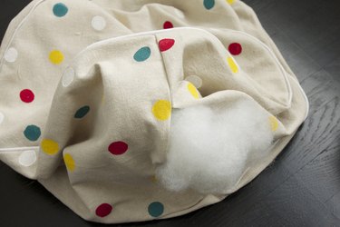 Stuff the pouf