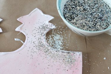 sprinkle silver glitter