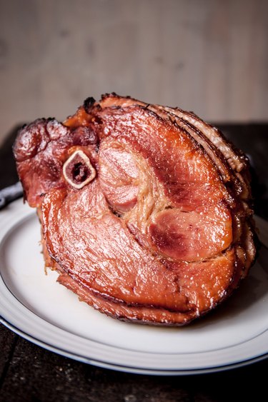 How to Honey Glaze a Ham
